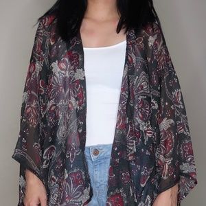 Love Squared | Black Paisley Print Kimono | Small